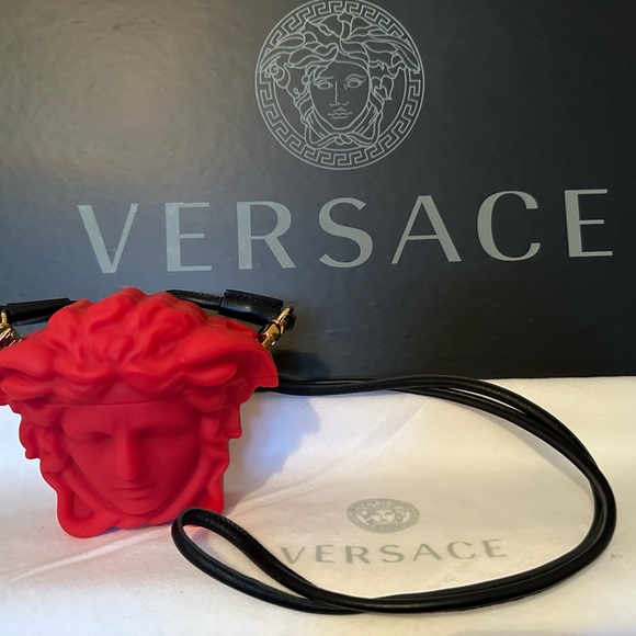 Versace 'La Medusa' AirPods Pro case NEW (AUTHENTIC) - Picture 6 of 12